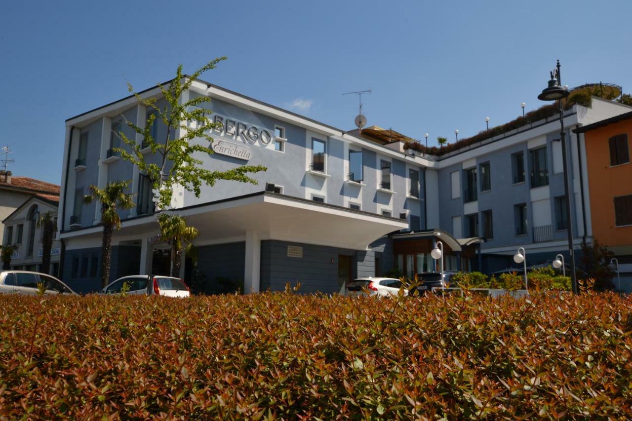 Hotel Enrichetta Desenzano del Garda Exterior foto